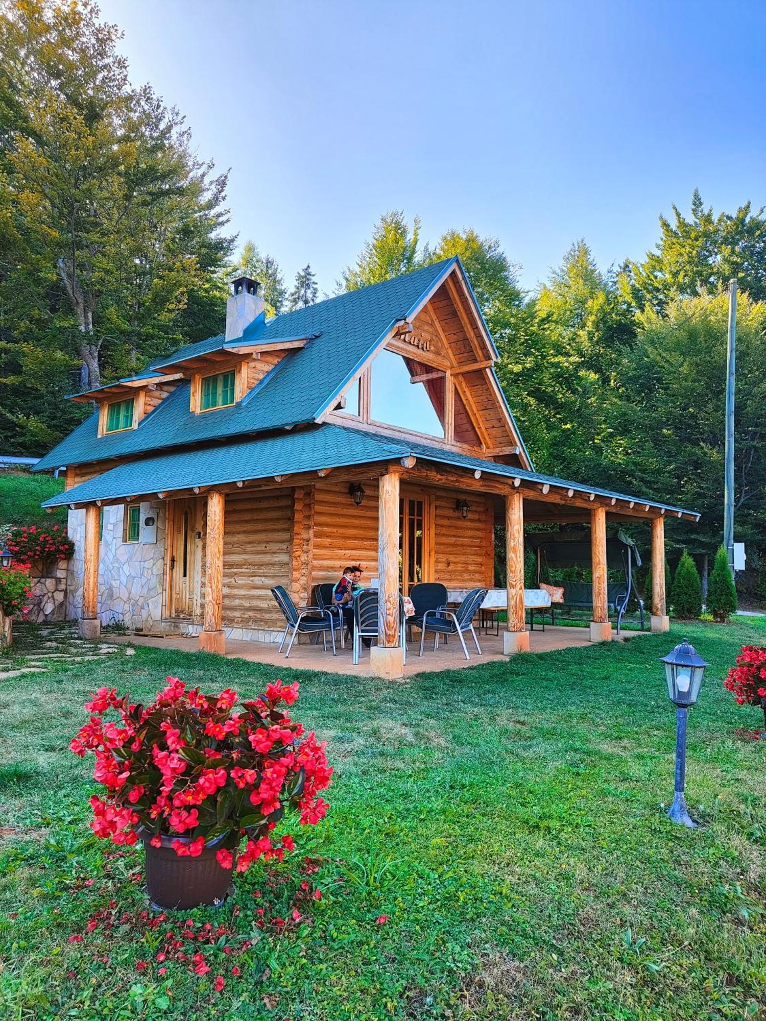 Villa Vila Maja à Rudno Extérieur photo